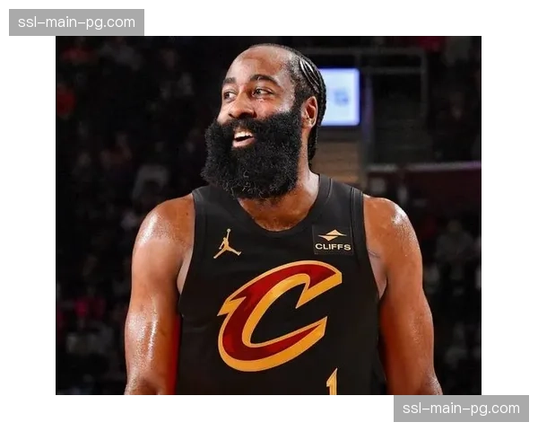 骑士防守体系升级：哈登驱动下外线三分命中率跃居联盟前列