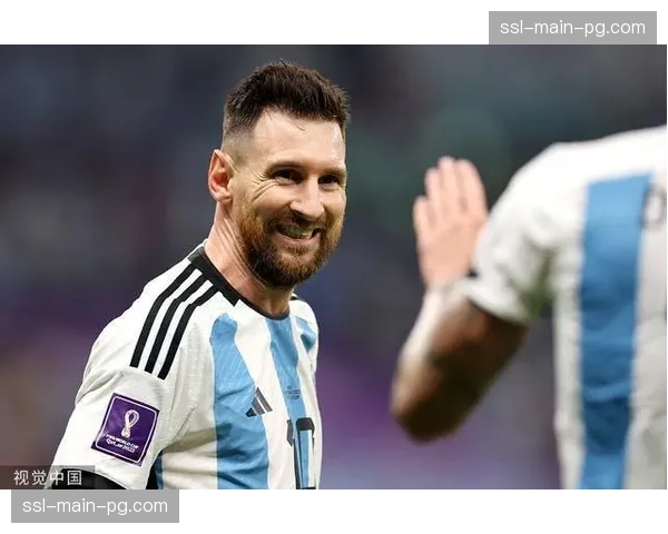 纪录之夜：奥斯梅恩打入那不勒斯大胜蒙扎一球，跻身队史射手榜前十