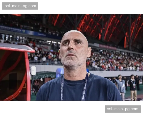 穆斯卡特专注当下比赛,海港主帅面临伤病与战绩双重压力 穆斯卡特专注当下比赛,海港主帅面临伤病与战绩双重压力