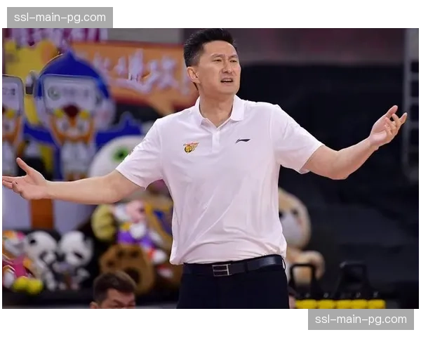 杜锋再称球队困难，被球迷称为CBA-困难专业户-
